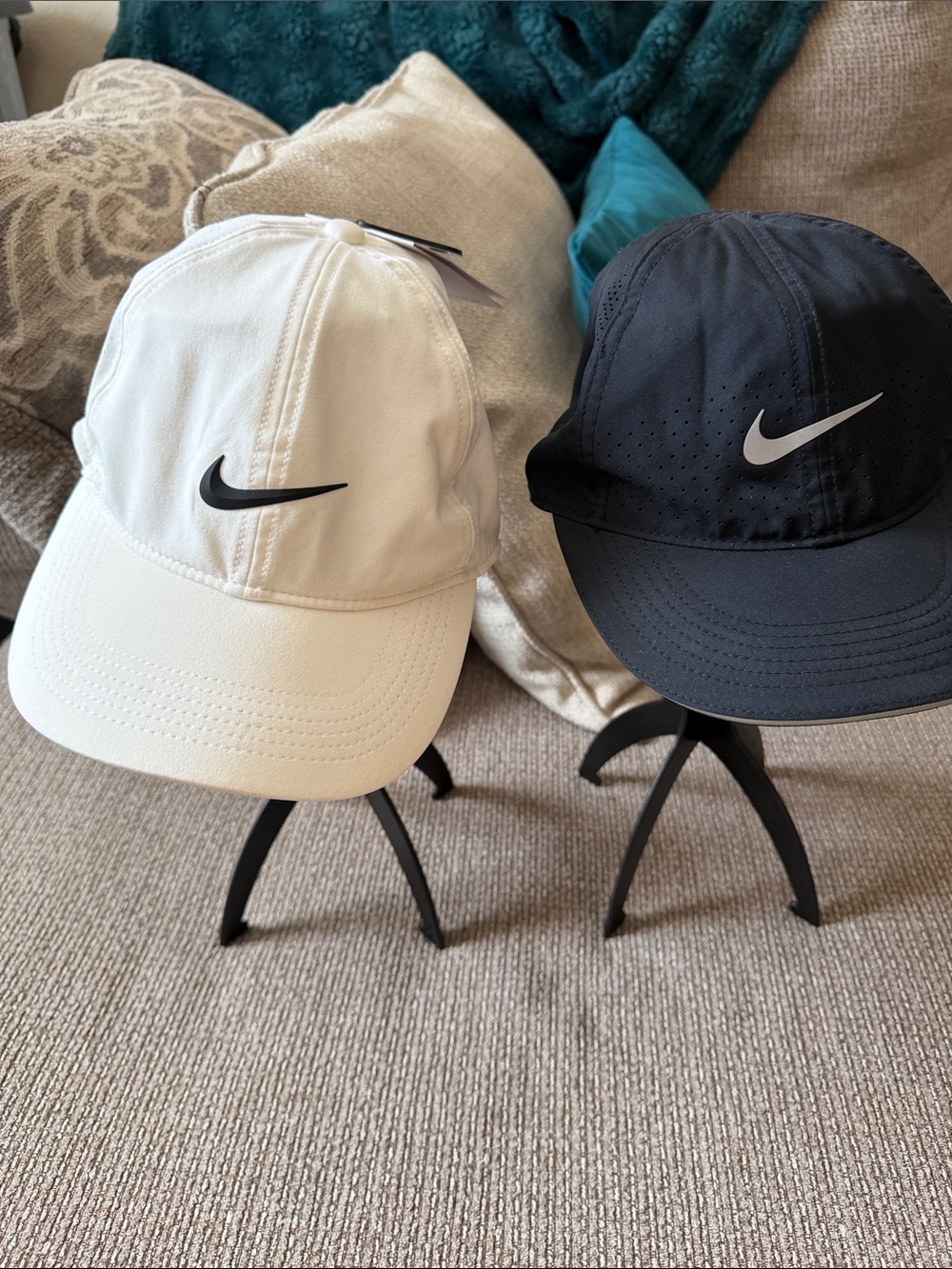 Nike Two-Pack Swoosh Baseball Caps — White & Black